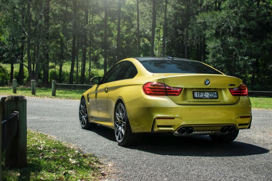  BMW M4 Coupe Competition Package 2016 года  (AU) (фото 21 из 41)